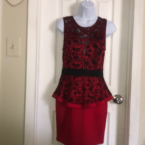 Red and black lace top cocktail dress - Picture 2 of 5